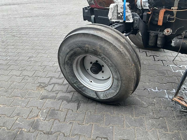 1995 case international 3230 tweewielaangedreven landbouwtractor - afbeelding 3 van  20