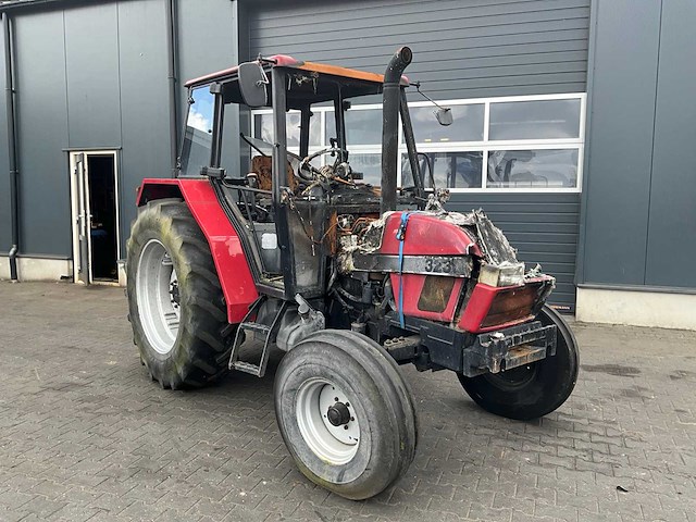 1995 case international 3230 tweewielaangedreven landbouwtractor - afbeelding 12 van  20