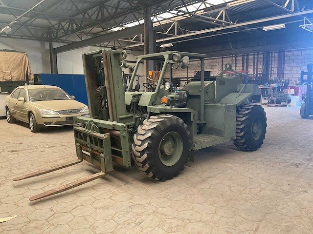 1995 case vorkheftruck - afbeelding 1 van  8