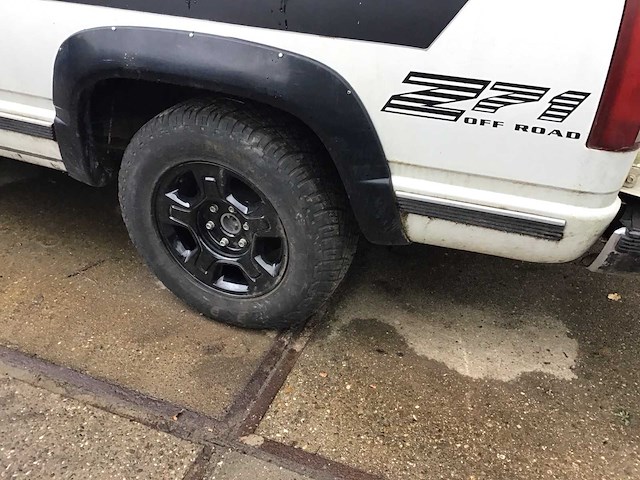 1995 chevrolet k 1500 personenauto - afbeelding 27 van  36