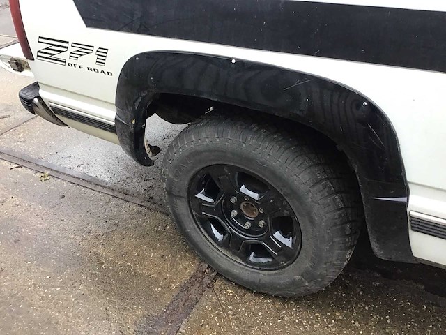 1995 chevrolet k 1500 personenauto - afbeelding 28 van  36