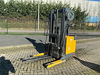 1995 crown 30wrtf pantograaf stapelaar - afbeelding 9 van  20