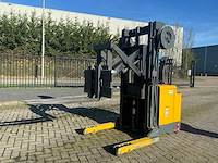 1995 crown 30wrtf pantograaf stapelaar - afbeelding 1 van  20