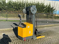 1995 crown 30wrtf pantograaf stapelaar - afbeelding 12 van  20