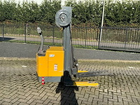 1995 crown 30wrtf pantograaf stapelaar - afbeelding 14 van  20