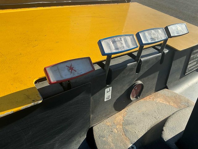 1995 crown 30wrtf pantograaf stapelaar - afbeelding 20 van  20