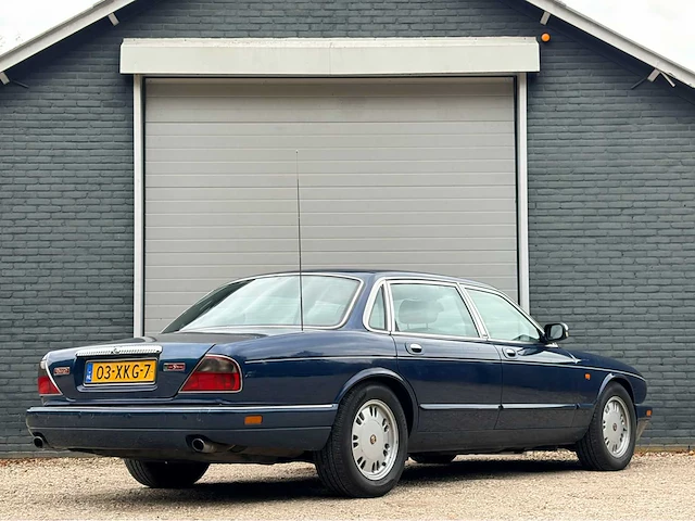 1995 daimler 4.0 automaat 4.0 six personenauto - afbeelding 8 van  13