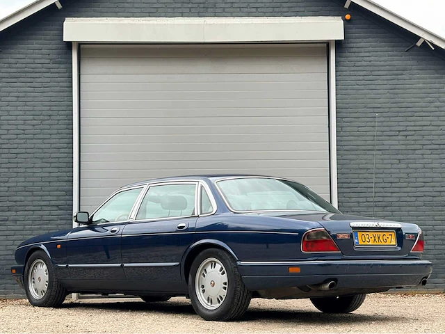 1995 daimler 4.0 automaat 4.0 six personenauto - afbeelding 10 van  13