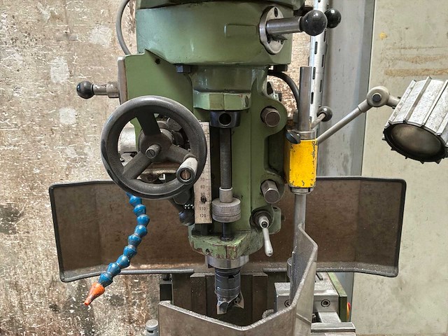 1995 eumega mdv-2 verticale freesmachines - afbeelding 15 van  18