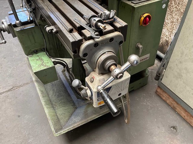1995 eumega mdv-2 verticale freesmachines - afbeelding 17 van  18