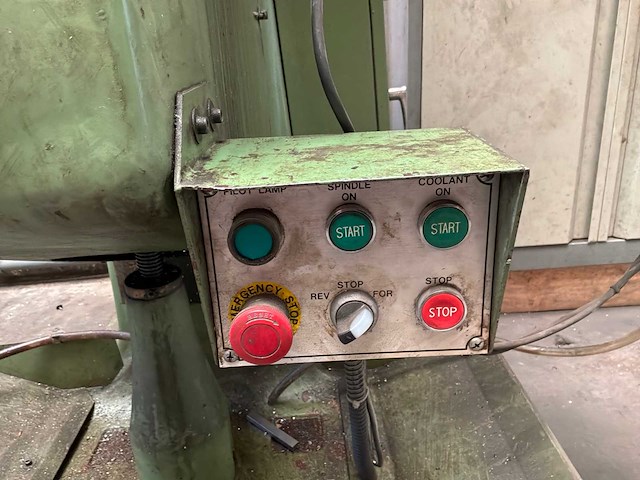 1995 eumega mdv-2 verticale freesmachines - afbeelding 3 van  14
