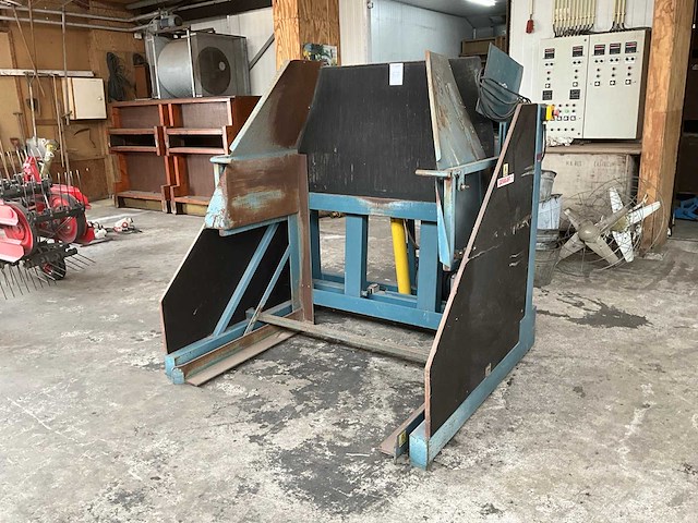 1995 europa perfect 596-eu kistenkantelaar - afbeelding 1 van  9