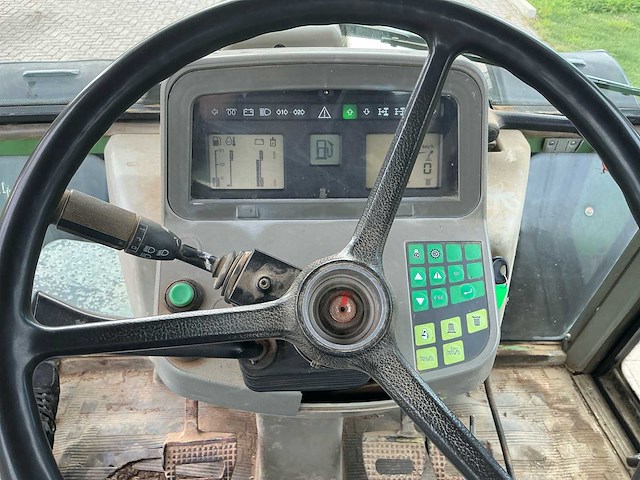 1995 fendt 512c vierwielaangedreven landbouwtractor - afbeelding 21 van  33