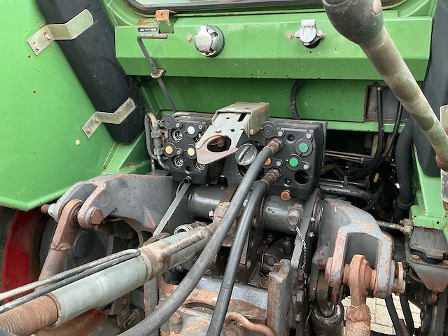 1995 fendt 512c vierwielaangedreven landbouwtractor - afbeelding 26 van  33
