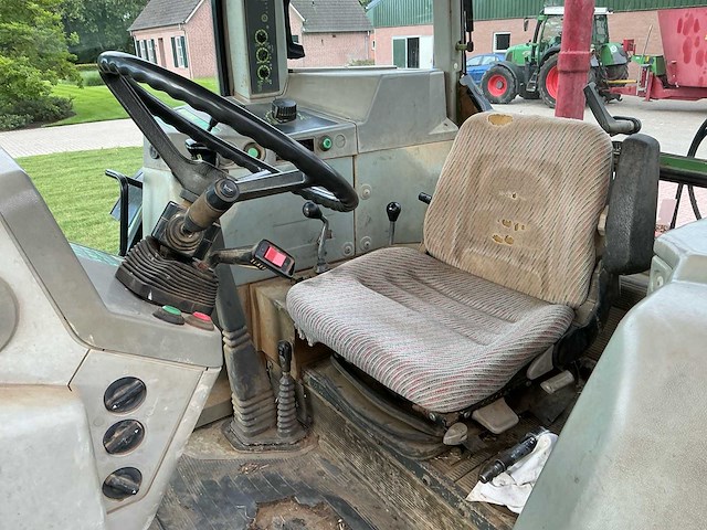 1995 fendt 512c vierwielaangedreven landbouwtractor - afbeelding 17 van  33