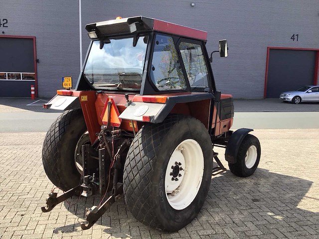 1995 fiat 65-94 tweewielaangedreven landbouwtractor - afbeelding 16 van  19