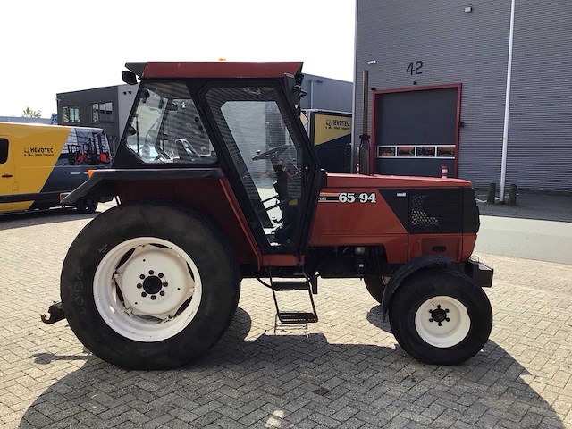 1995 fiat 65-94 tweewielaangedreven landbouwtractor - afbeelding 17 van  19