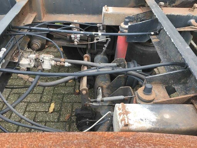 1995 floor oplegger ten behoeve van laadbakken - afbeelding 10 van  15