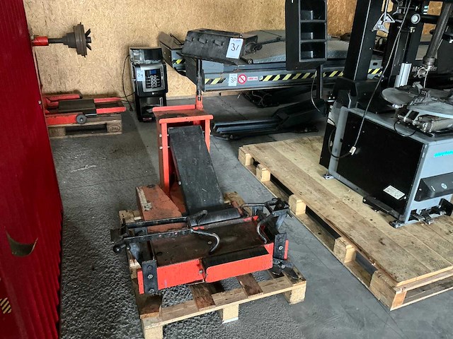 1995 graml/rema tiptop hielspreider - afbeelding 1 van  15