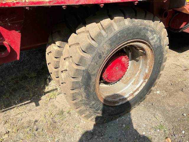 1995 jf-stoll leader unifeed ws12 hydrostatic zelfrijdende voermengwagen - afbeelding 19 van  37