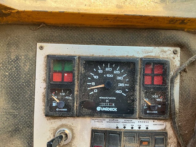 1995 jf-stoll leader unifeed ws12 hydrostatic zelfrijdende voermengwagen - afbeelding 22 van  37
