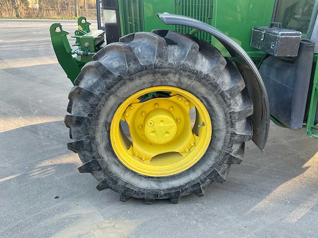 1995 john deere 6400 vierwielaangedreven landbouwtractor - afbeelding 1 van  18
