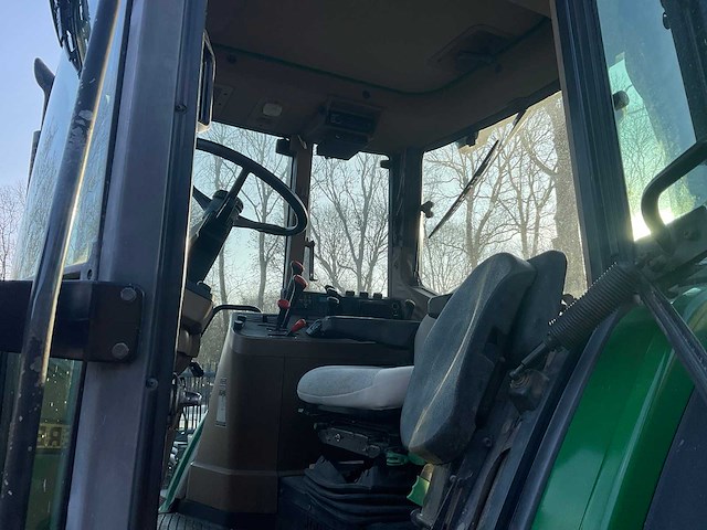 1995 john deere 6400 vierwielaangedreven landbouwtractor - afbeelding 6 van  18