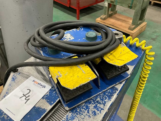 1995 jutec modell 6000 buigmachine - afbeelding 7 van  8