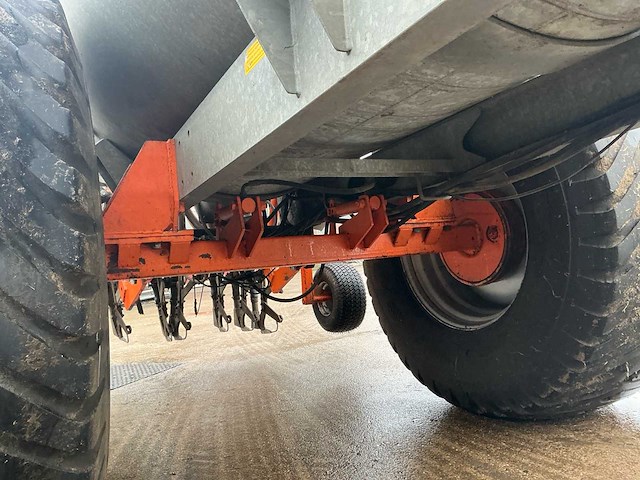 1995 kaweco si-8000 mesttank - afbeelding 35 van  52