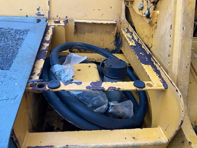 1995 liebherr a900 litronic banden graafmachine - afbeelding 15 van  23