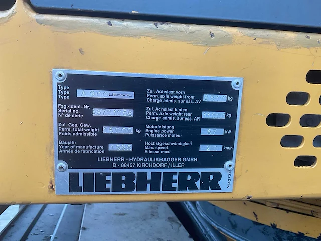 1995 liebherr a900 litronic banden graafmachine - afbeelding 8 van  23