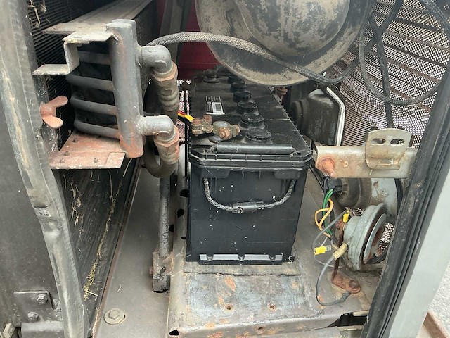 1995 massey ferguson 3065 tweewielaangedreven landbouwtractor - afbeelding 7 van  44