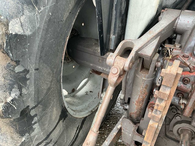 1995 massey ferguson 3065 tweewielaangedreven landbouwtractor - afbeelding 13 van  44
