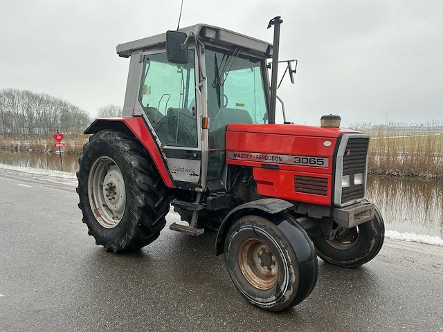 1995 massey ferguson 3065 tweewielaangedreven landbouwtractor - afbeelding 43 van  44