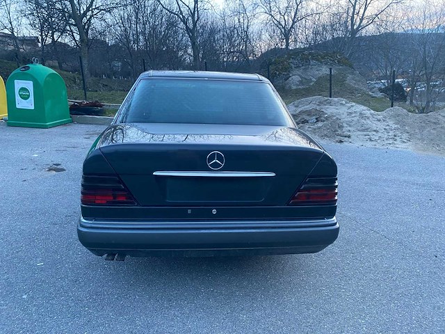 1995 mercedes-benz 250 d, 3673 - afbeelding 8 van  9