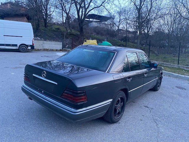 1995 mercedes-benz 250 d, 3673 - afbeelding 8 van  15