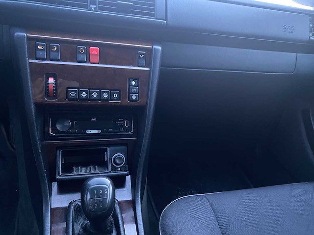 1995 mercedes-benz 250 d, 3673 - afbeelding 2 van  15