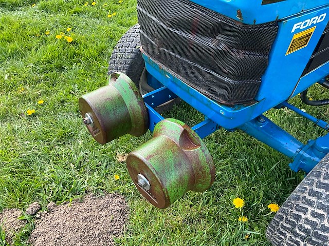 1995 new holland 1520 smalspoor- en compacttractor - afbeelding 9 van  11