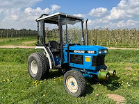 1995 new holland 1520 smalspoor- en compacttractor - afbeelding 1 van  11