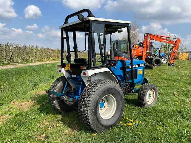 1995 new holland 1520 smalspoor- en compacttractor - afbeelding 2 van  11