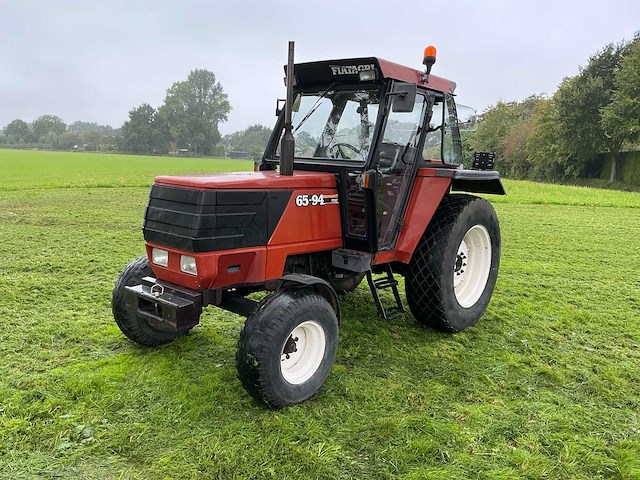 1995 new holland 65-94 fiat tweewielaangedreven landbouwtractor - afbeelding 1 van  30