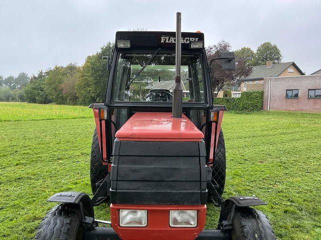 1995 new holland 65-94 fiat tweewielaangedreven landbouwtractor - afbeelding 6 van  31