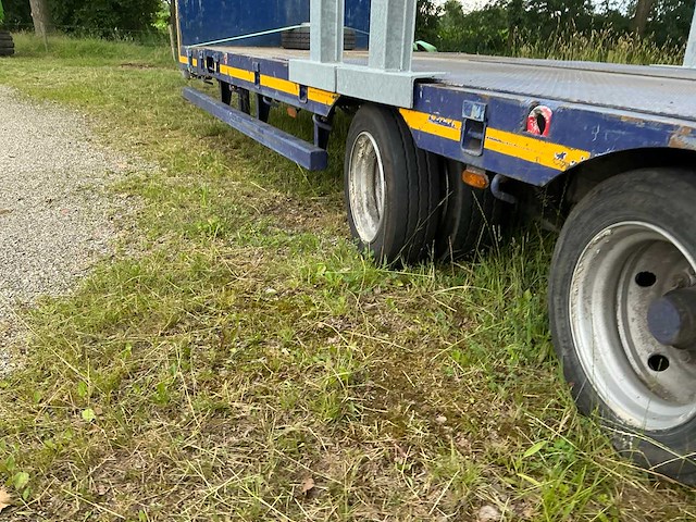 1995 nooteboom mco 42 03v l gestuurde uitschuifbare semi-dieplader - afbeelding 3 van  26