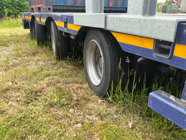 1995 nooteboom mco 42 03v l gestuurde uitschuifbare semi-dieplader - afbeelding 16 van  26