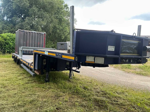 1995 nooteboom mco 42 03v l gestuurde uitschuifbare semi-dieplader - afbeelding 21 van  26