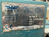 1995 peenmatic micro750s straalkast - afbeelding 8 van  8