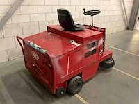 1995 rcm r 850 e/1 zelfrijdende veegmachine - afbeelding 6 van  12