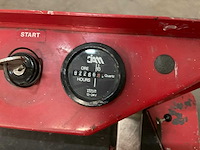 1995 rcm r 850 e/1 zelfrijdende veegmachine - afbeelding 11 van  12