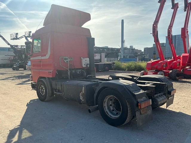 1995 scania 143 v8 vrachtwagen trekker - afbeelding 8 van  10