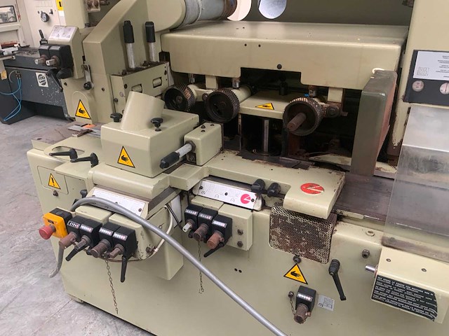 1995 scm compact 23 vierzijdige profileer schaafbank - afbeelding 6 van  10